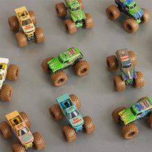 Load image into Gallery viewer, Monster Jam Mystery Muddlers Die-Cast Monster Truck