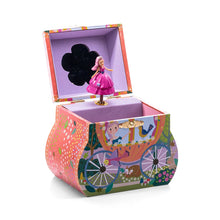 Load image into Gallery viewer, Fairy Tale Carriage Jewelry Box