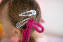 Load image into Gallery viewer, Boutique Gel Sparkle Hairclips